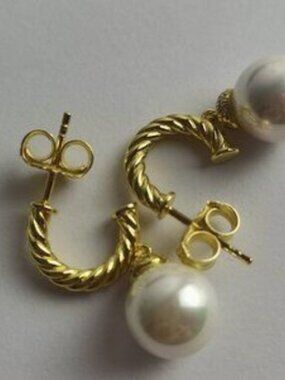 David Yurman Classic Solari Golden Hoop and White Pearls Earrings